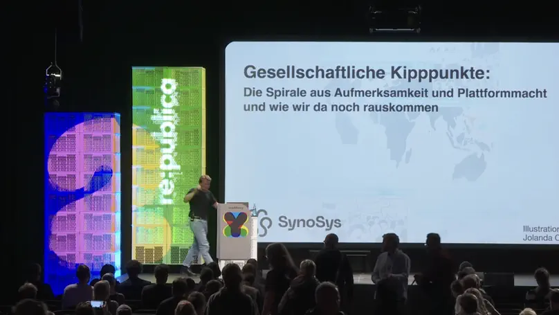 What a blast! Philipp Lorenz-Spreen at re:publica 2025